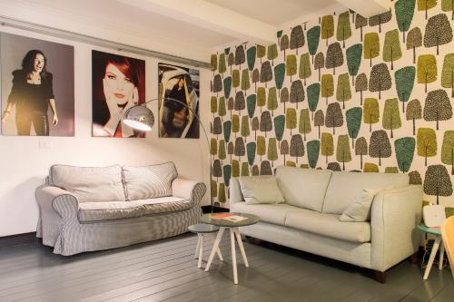 TrastevereHome - Funky 70s Style Apartment in Trastevere