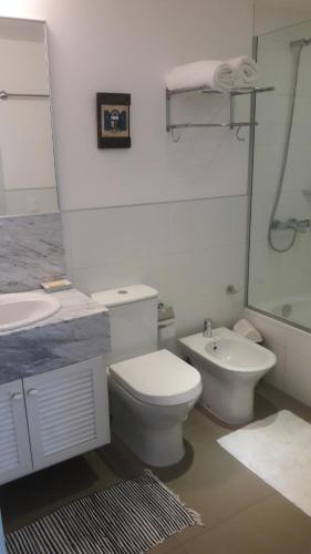 A bathroom at Rinconada del Mar