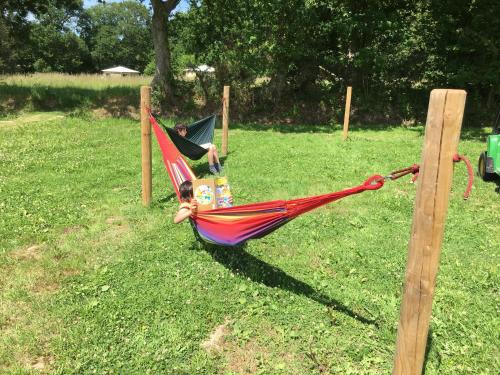 Κήπος έξω από το O2 Camping