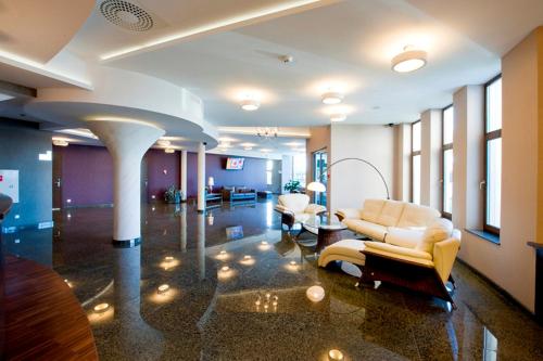 Posezení v ubytování Hotel Symfonia Osjaków