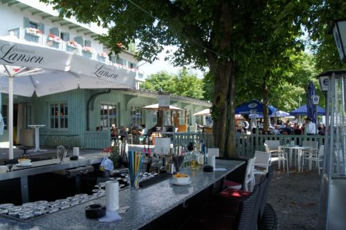 Un restaurante o sitio para comer en Hotel Seehof
