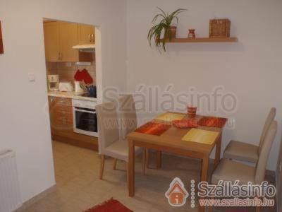 Gallery image of Mészáros apartman in Bük
