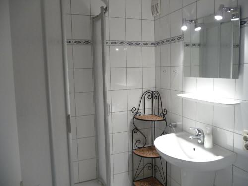 Koupelna v ubytování BTSD58002-FeWo-Stranddistel-III