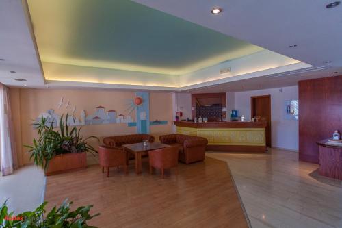 The lobby or reception area at Antikyra Beach Hotel
