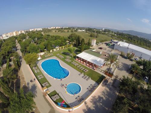 Πισίνα στο ή κοντά στο Camping Rodas