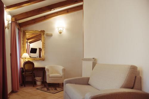 Posezení v ubytování Albergo Al Viale