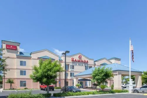 Ramada by Wyndham Fresno Northwest in Clovis