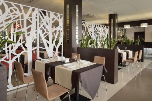 Un lugar para sentarse en Lviv Ramada Hotel