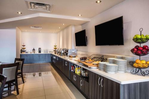 Đồ ăn tại/gần resort