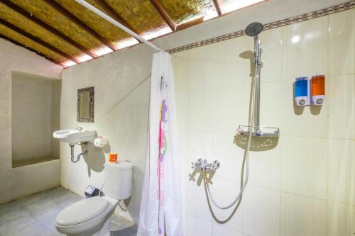 Un baño de Crystal Bay Bungalows