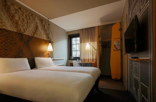 Postel nebo postele na pokoji v ubytování ibis Hotel Brussels off Grand'Place
