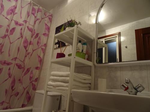 Gallery image of Apartamento Rosalia in Milladoiro