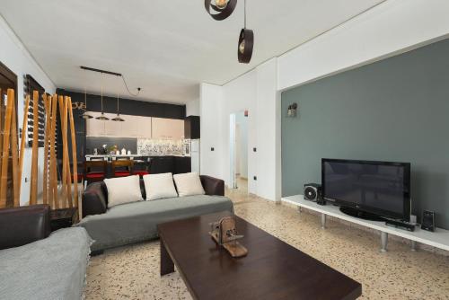 Cozy City Apartment