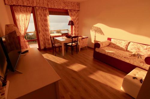 Gallery image of Apartament Magnific Lake View in Malcesine