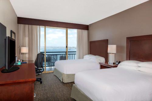 Wyndham San Diego Bayside Image