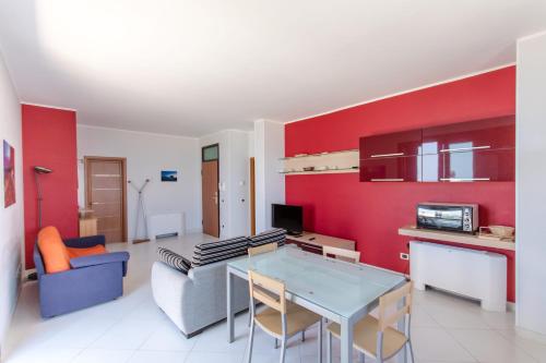 Kuchyň nebo kuchyňský kout v ubytování Terrazza Sul Mare
