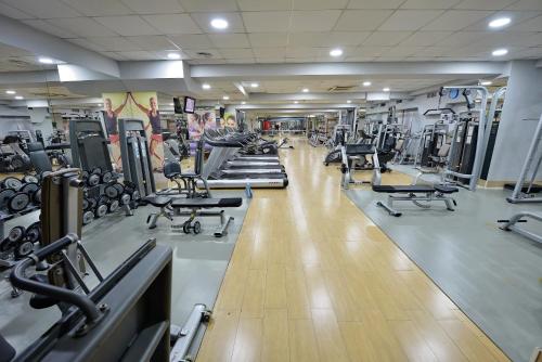 Fitness centrum a/nebo fitness zařízení v ubytování Petit Hotel Elita