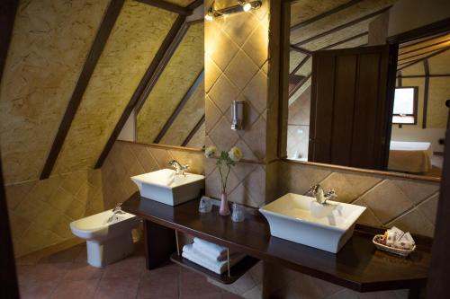 Kylpyhuone majoituspaikassa Hotel Casa Beletri