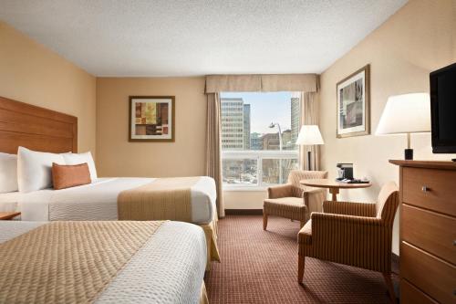 Afbeelding uit fotogalerij van Days Inn by Wyndham Edmonton Downtown in Edmonton