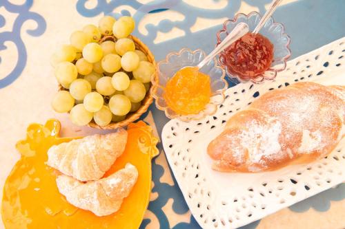B&Bの敷地内または近くでの食事または食べ物