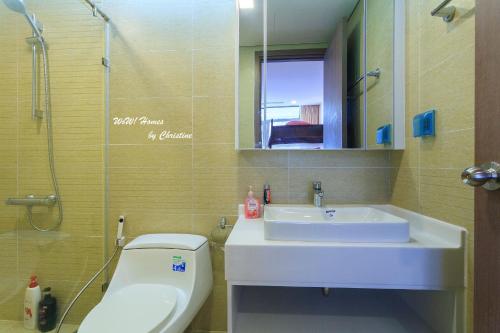 Ένα μπάνιο στο Vinhomes Landmark 81 Apartments- Christine Home