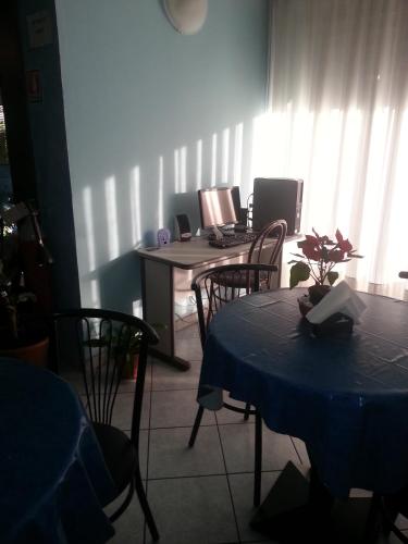 Ruang duduk di Hotel Lombardia
