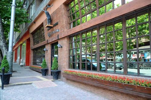 Gallery image of Luxury 4-Bedroom Apartment In The Center in Tbilisi City