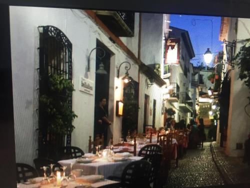 Foto dalla galleria di Altea, callejeando por su casco antiguo. ad Altea