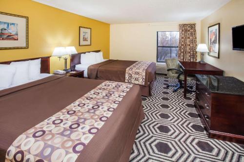 Gallery image of Days Inn & Suites by Wyndham Harvey / Chicago Southland in Harvey