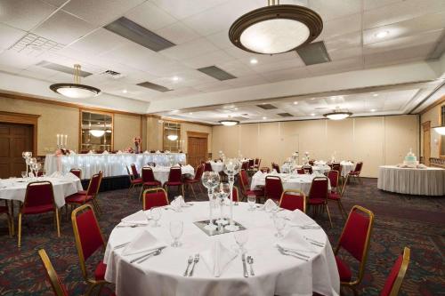 Restoran atau tempat lain untuk makan di Days Inn by Wyndham Rock Falls