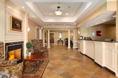 Φωτογραφία από το άλμπουμ του Days Inn by Wyndham Alta Vista σε Altavista
