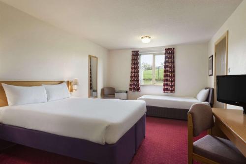 Galería fotográfica de Days Inn Tewkesbury en Strensham