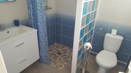 Ванная комната в Cocon des Alizés