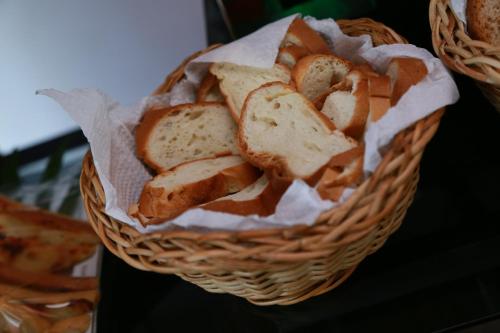 Mâncare la sau în apropiere de acest hotel