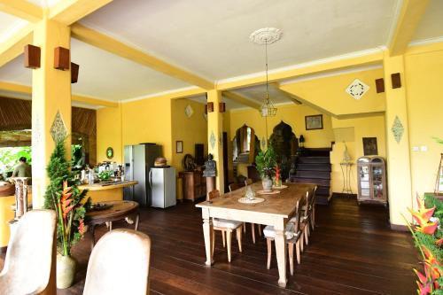 Gallery image of DWan Tea Mountain Side in Jatiluwih
