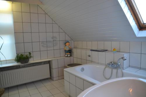 Ett badrum på Herberg Thijssen