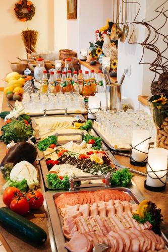 Comida en el departamento o alrededores