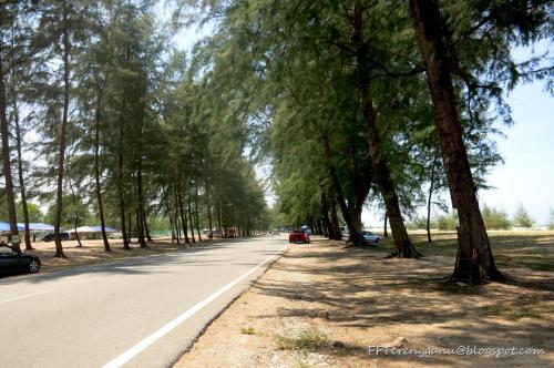 a road with trees on the side of the road at AM Transit Inn Kuala Terengganu in Kuala Terengganu