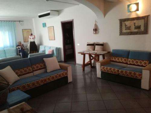 Area soggiorno di Hotel S'Ortale Possibilità di Parcheggio interno e Ristorante all'aperto