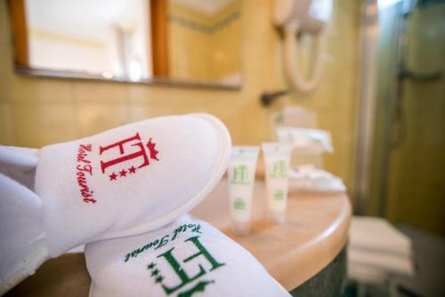 Koupelna v ubytování Hotel Tourist