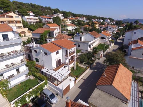 Apartments Ivan Spadina