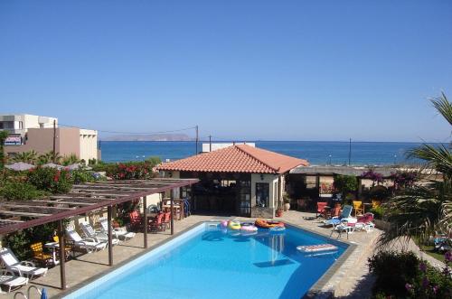 Uma vista da piscina em Villa Andreas ou nas proximidades