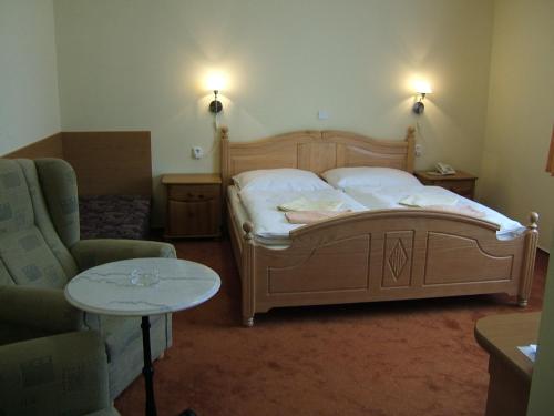 Un ou plusieurs lits dans un hébergement de l'établissement Hotel YORK