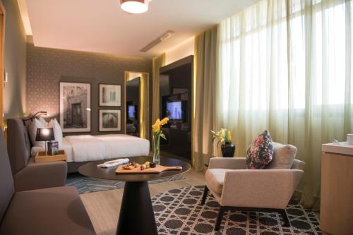 Posezení v ubytování Radisson Blu Hotel, Beirut Verdun