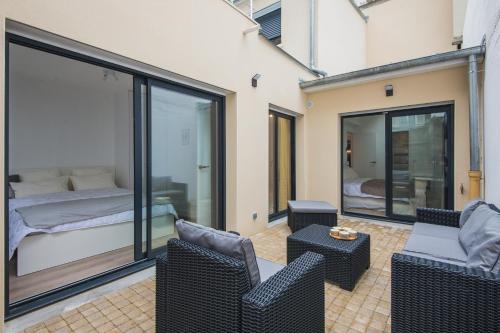 Vintage, F3 avec terrasse, Villa Saint Charles