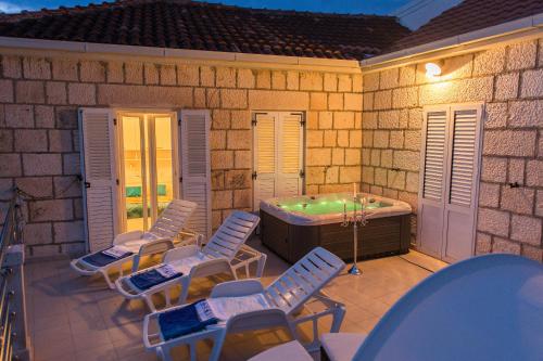 Apartments Cezar