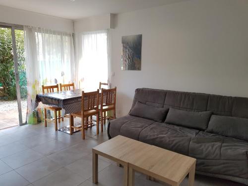 Χώρος καθιστικού στο Appartement Boulouris - Bord de Mer