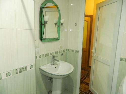 Bany a Apartment Omari