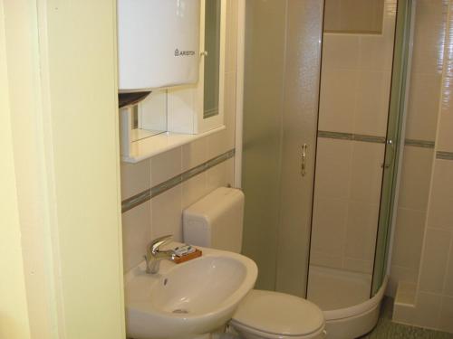 Ένα μπάνιο στο Boutique Home Saltaragazza