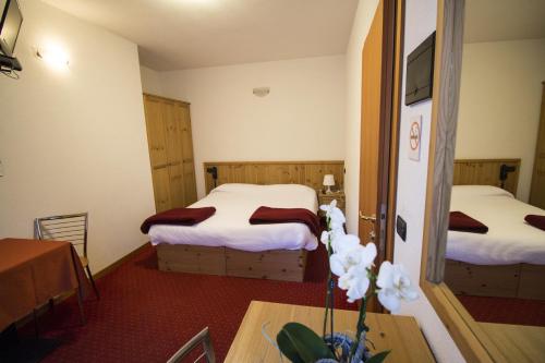 Hotel La Valにあるベッド